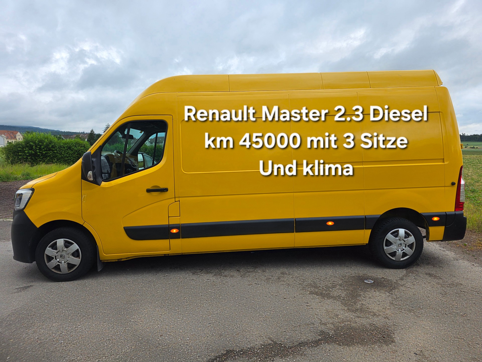 RENAULT Master T35 2.3dCi 135 L3H3