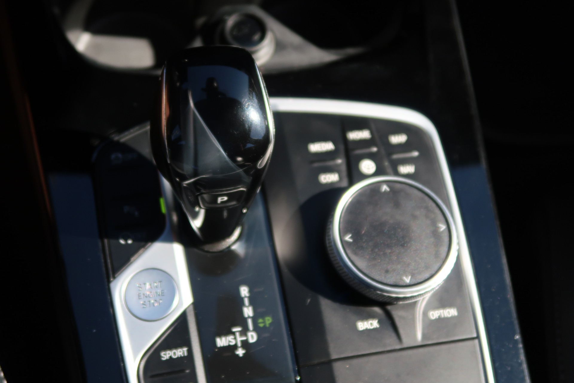 BMW 120d xDrive Steptronic Sport Line-image-14