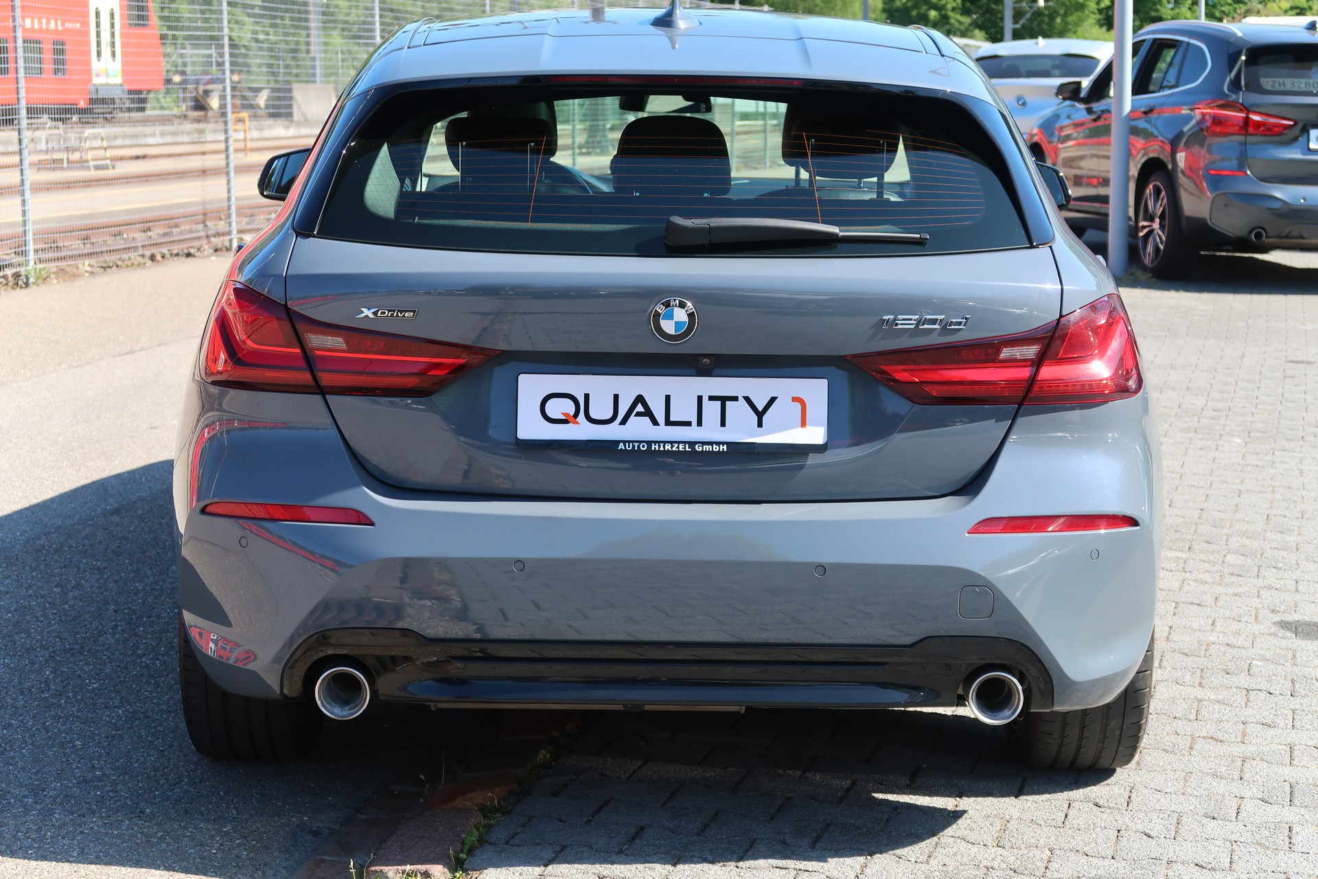 BMW 120d xDrive Steptronic Sport Line-image-4