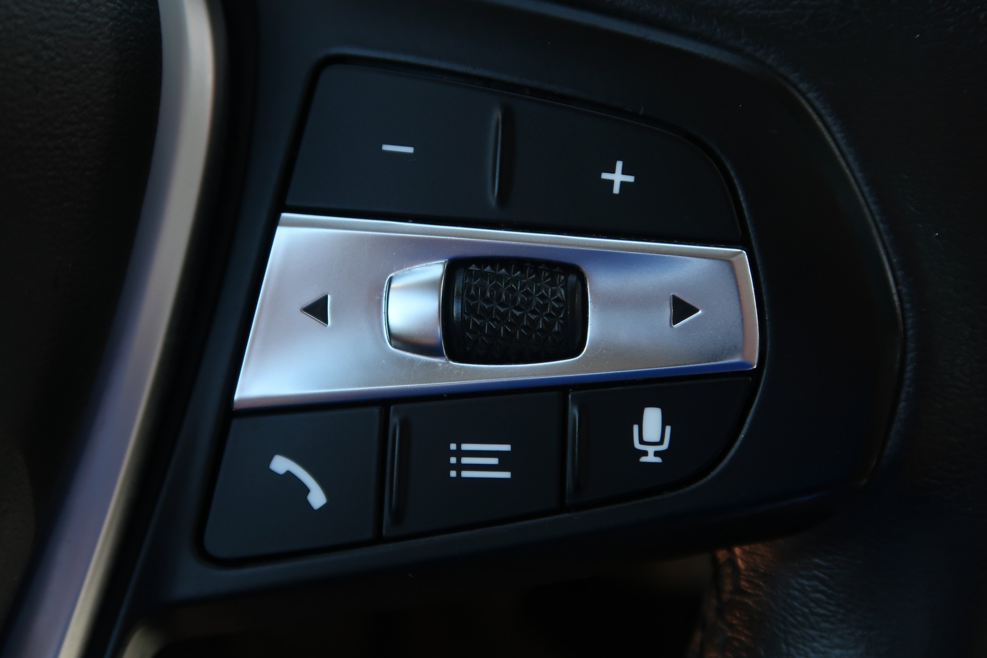 BMW 120d xDrive Steptronic Sport Line-image-10