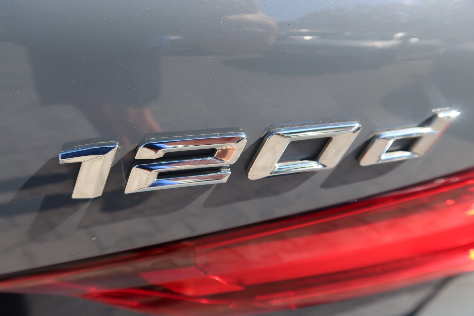 BMW 120d xDrive Steptronic Sport Line-image-21