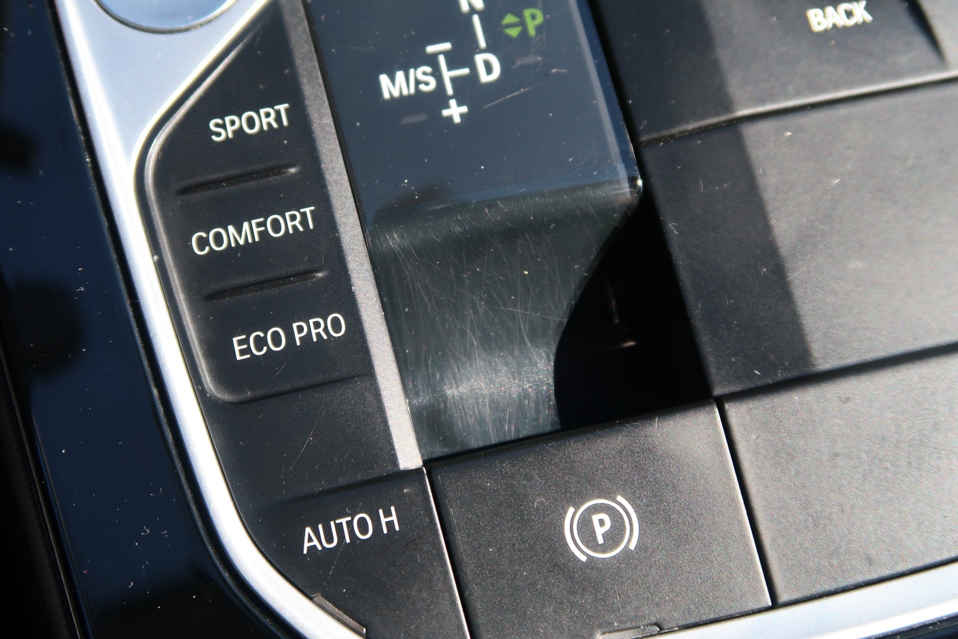 BMW 120d xDrive Steptronic Sport Line-image-16
