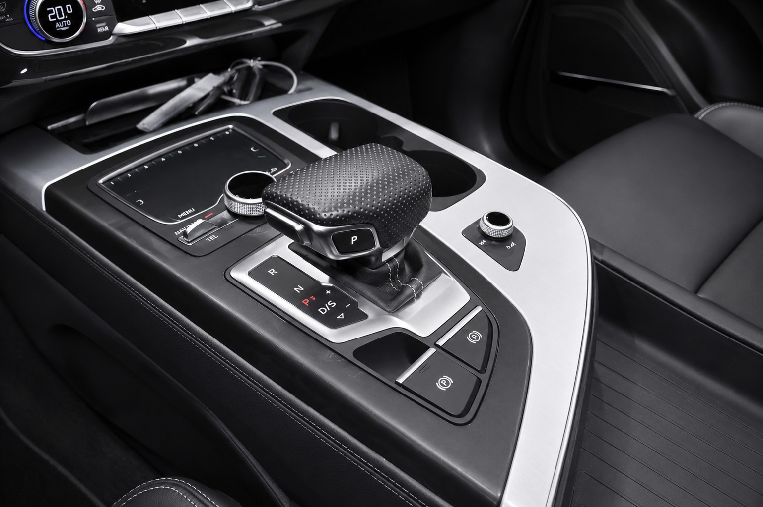 AUDI Q7 3.0 V6 TDI 272 quattro T-Tronic-image-15