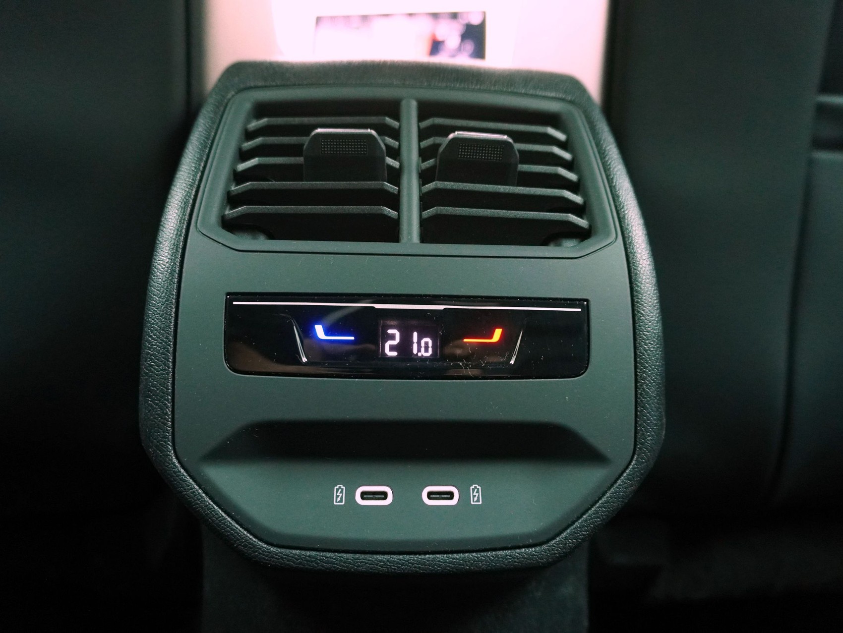 CUPRA Formentor 1.5 TSI DSG-image-12