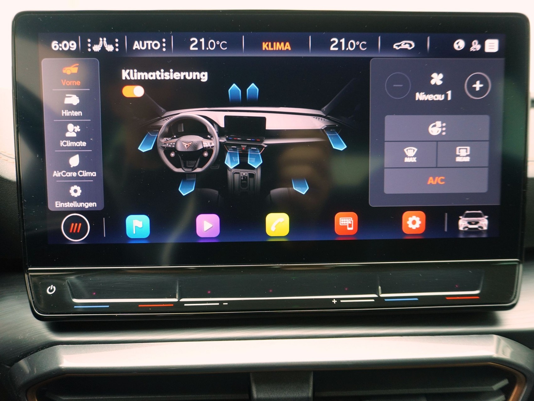 CUPRA Formentor 1.5 TSI DSG-image-18