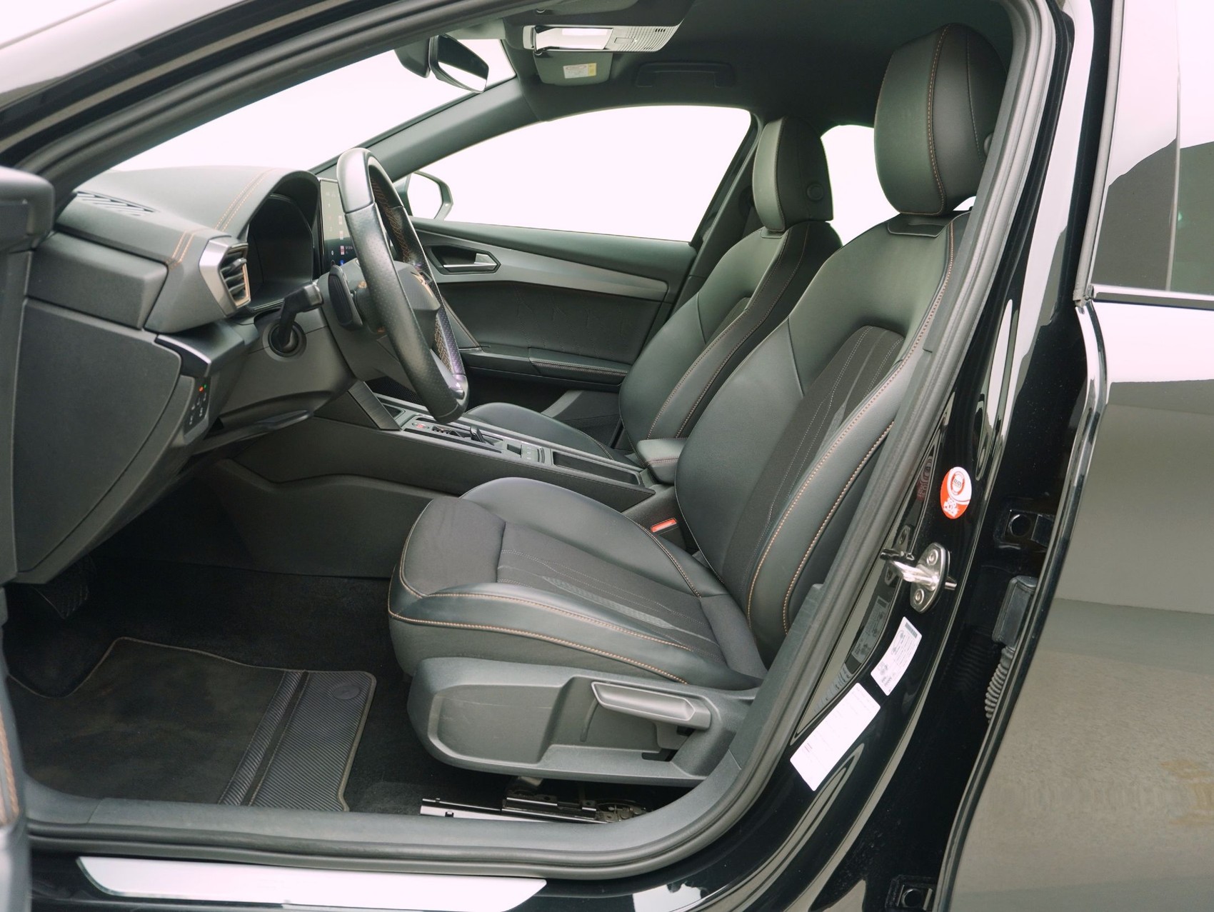 CUPRA Formentor 1.5 TSI DSG-image-8
