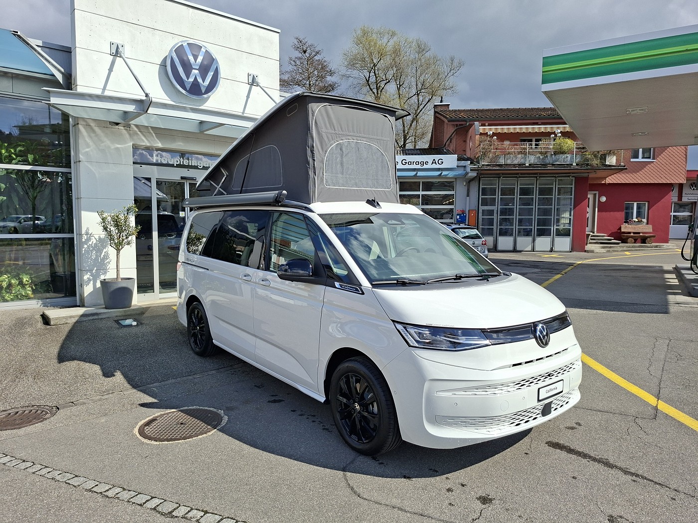 VW California 2.0 TSI Beach Tour Liberty-image-0