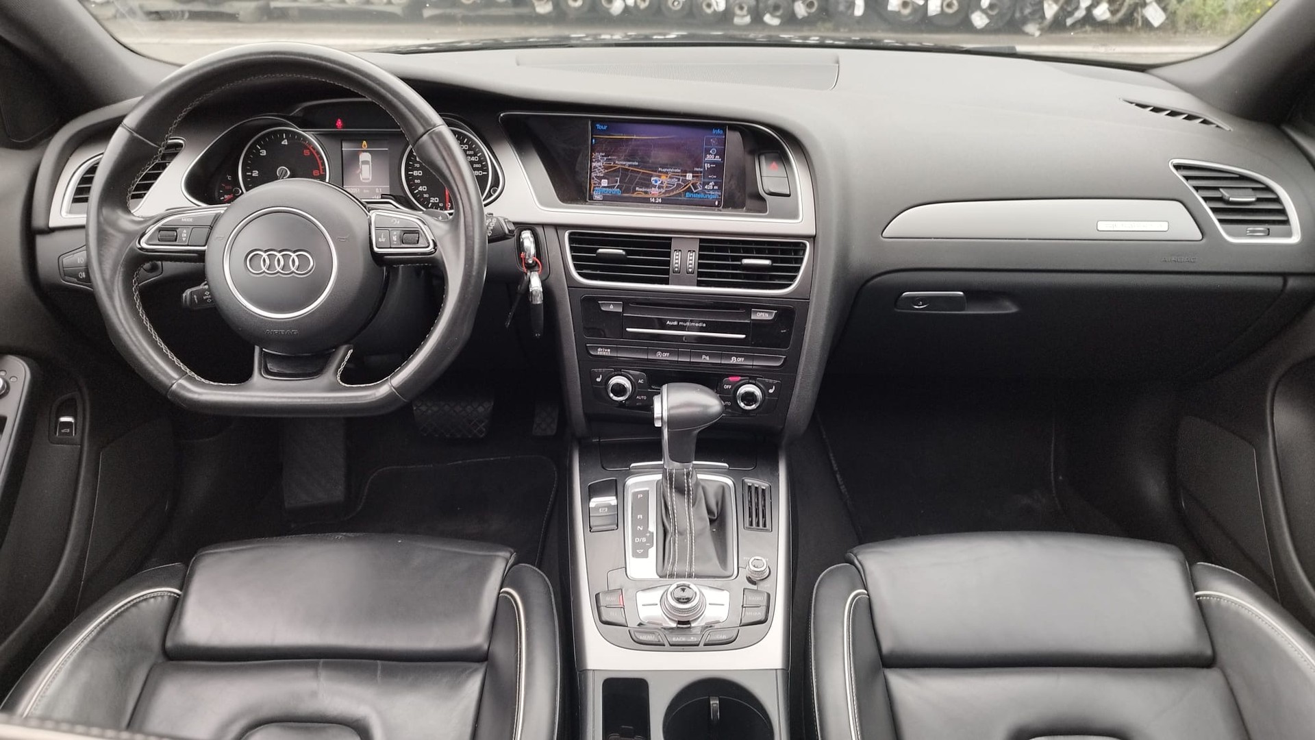 AUDI A4 Avant 3.0 TDI quattro-image-13