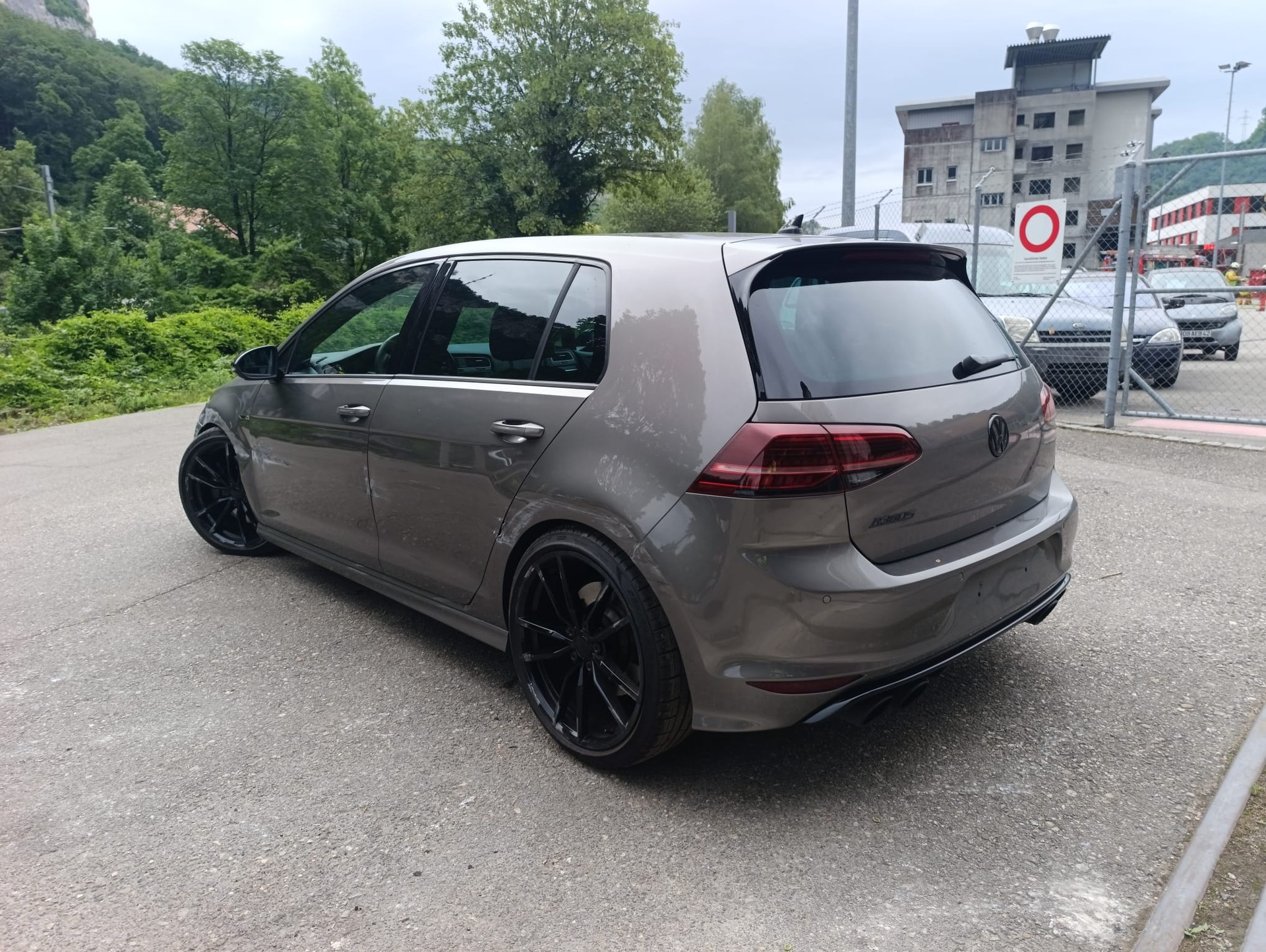 VW Golf 2.0 TSI R360S 4Motion DSG-image-3