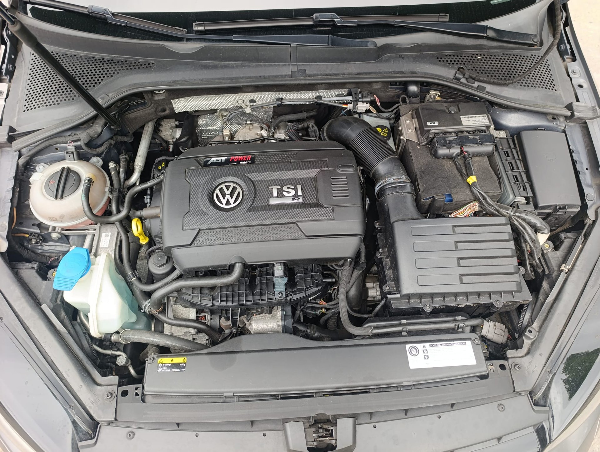 VW Golf 2.0 TSI R360S 4Motion DSG-image-6