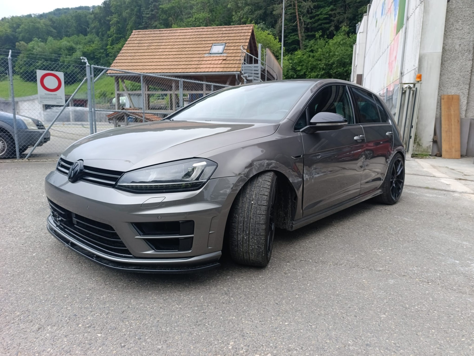 VW Golf 2.0 TSI R360S 4Motion DSG-image-2