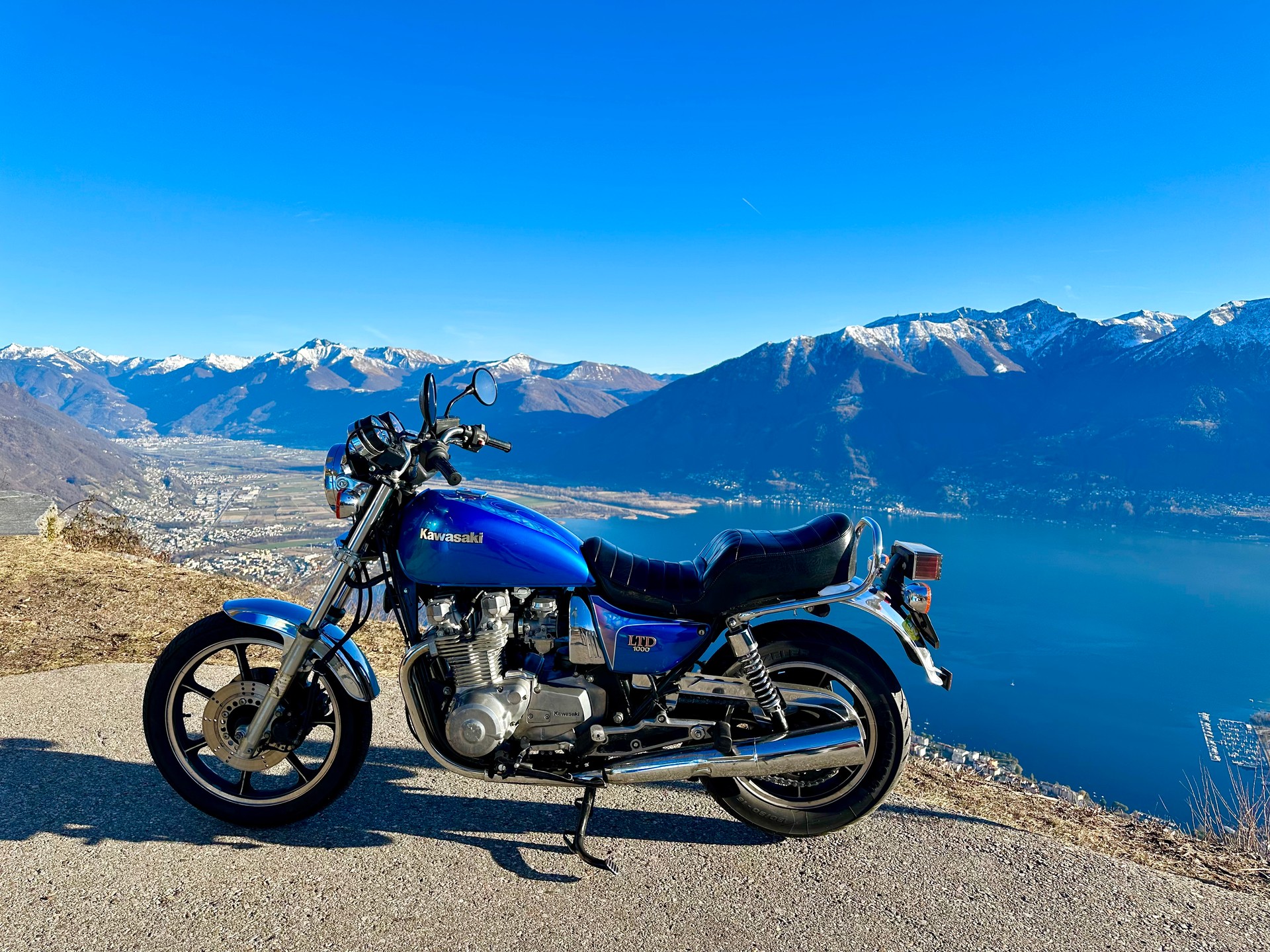 KAWASAKI KZT00K Z 1000 LTD-image-8