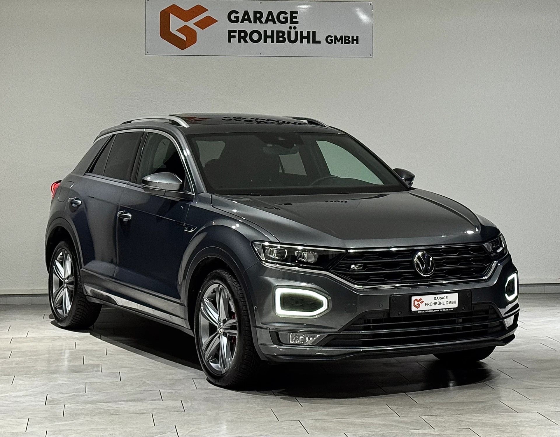 VW VW T-Roc 2.0 TSI R-Line Sport DSG 4Motion | 1.Hand | CH |-image-2