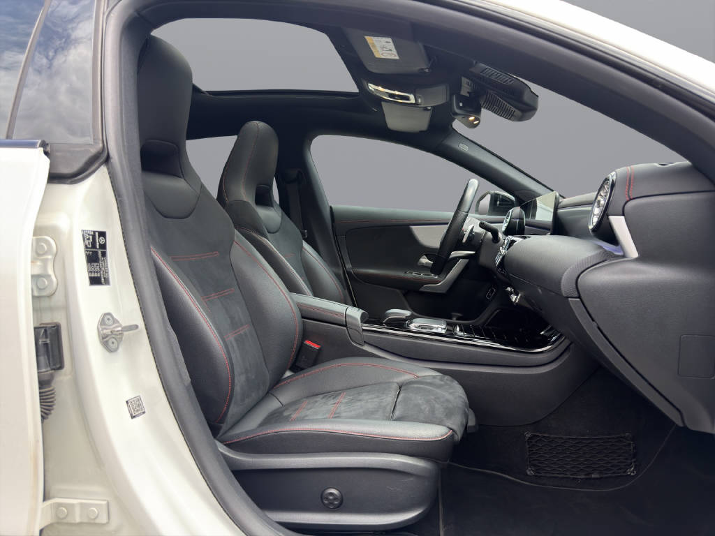 MERCEDES-BENZ CLA 250 AMG Line 4matic Shooting Brake-image-15