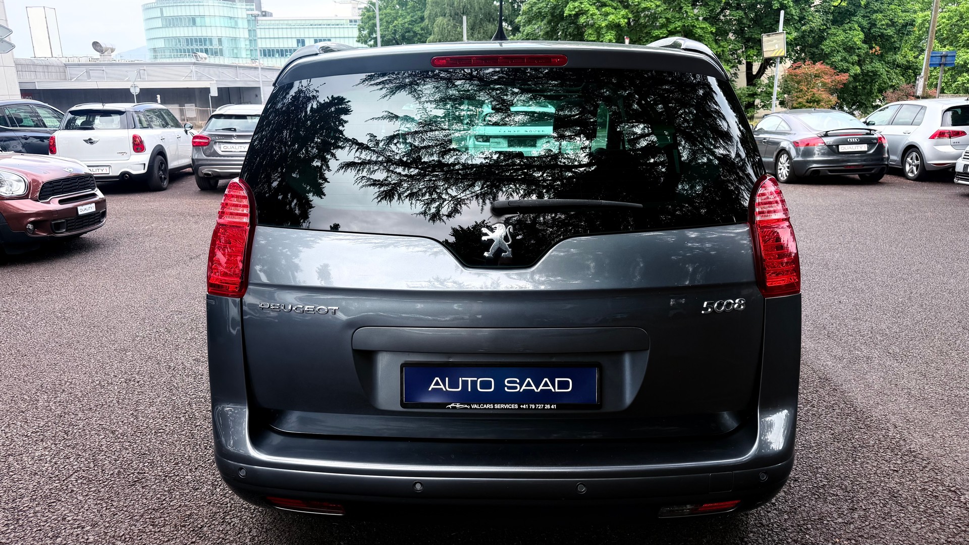 PEUGEOT 5008 1.6 16V T Family-image-5