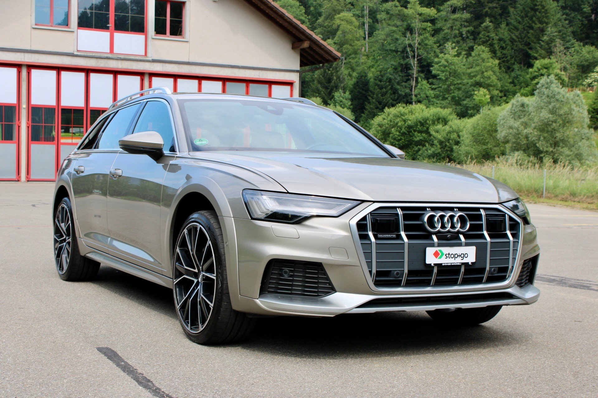 AUDI A6 allroad 45 TDI quattro tiptronic-image-2