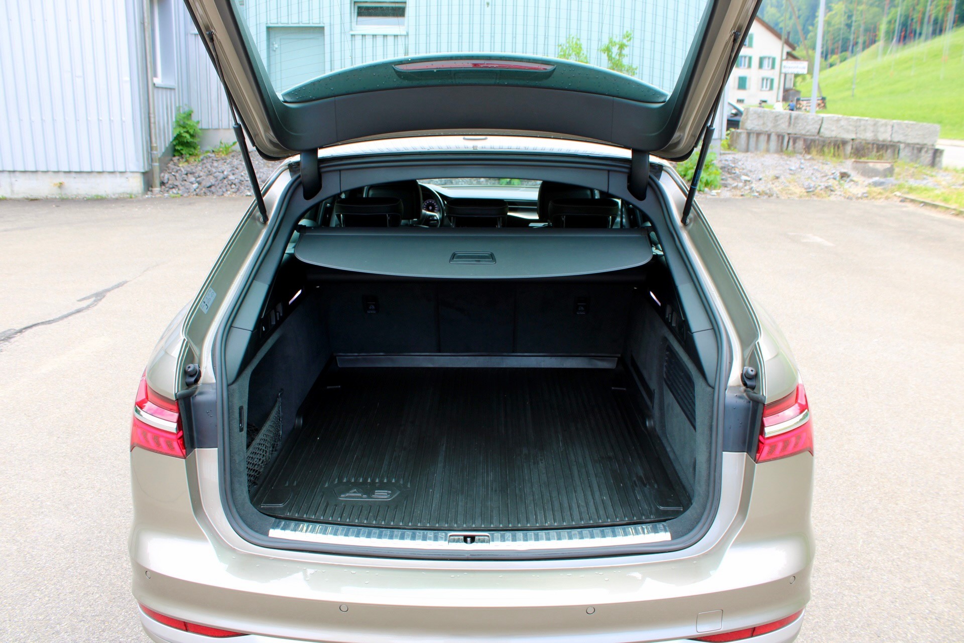 AUDI A6 allroad 45 TDI quattro tiptronic-image-13
