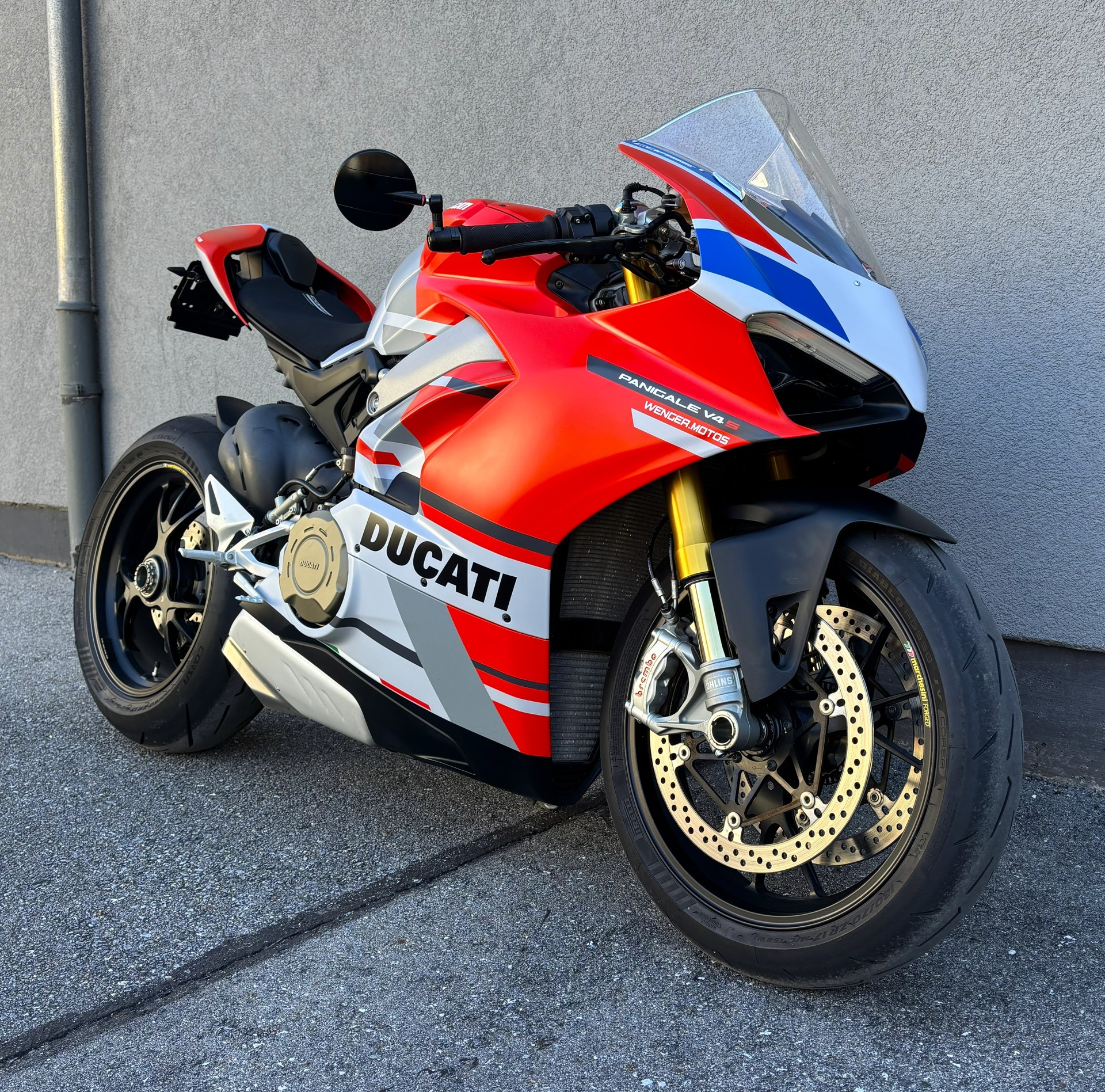 DUCATI Panigale V4 S Corse-showroom-element-1