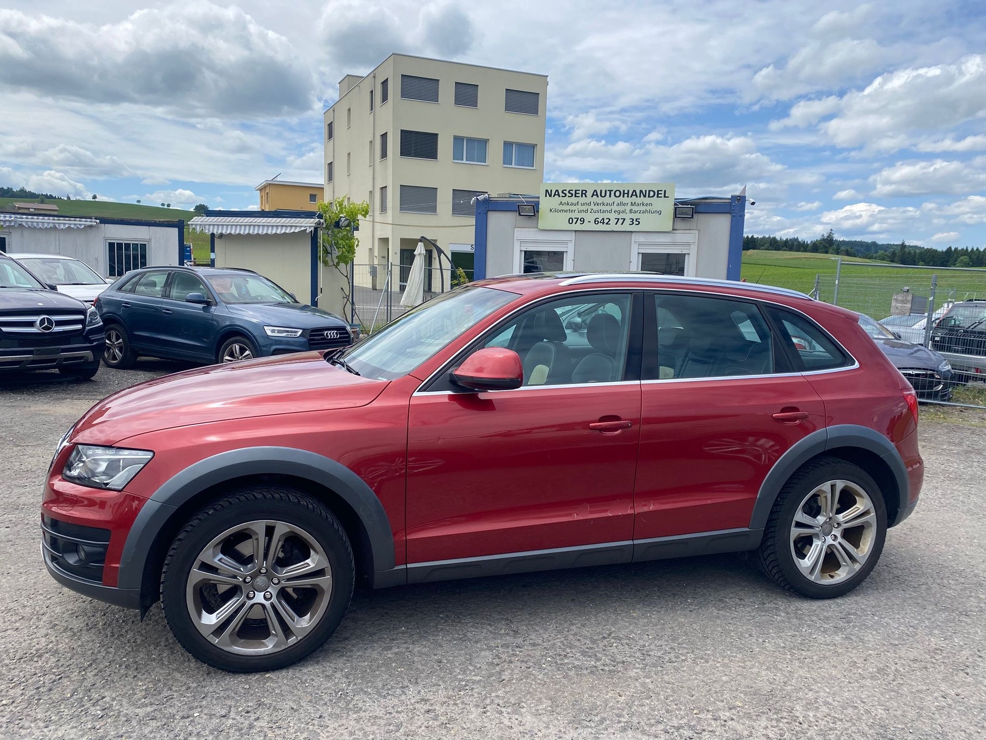 AUDI Q5 3.0 TDI quattro S-tronic-image-3