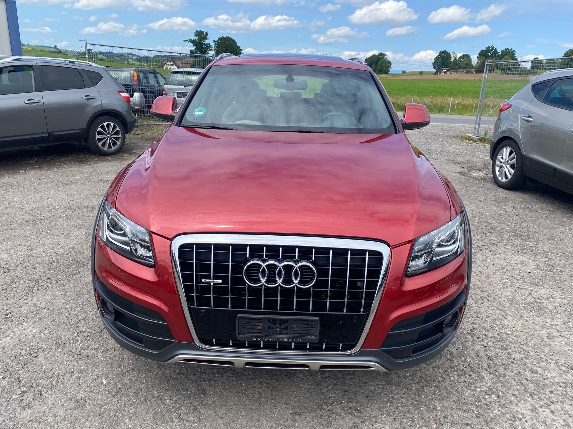 AUDI Q5 3.0 TDI quattro S-tronic-image-2