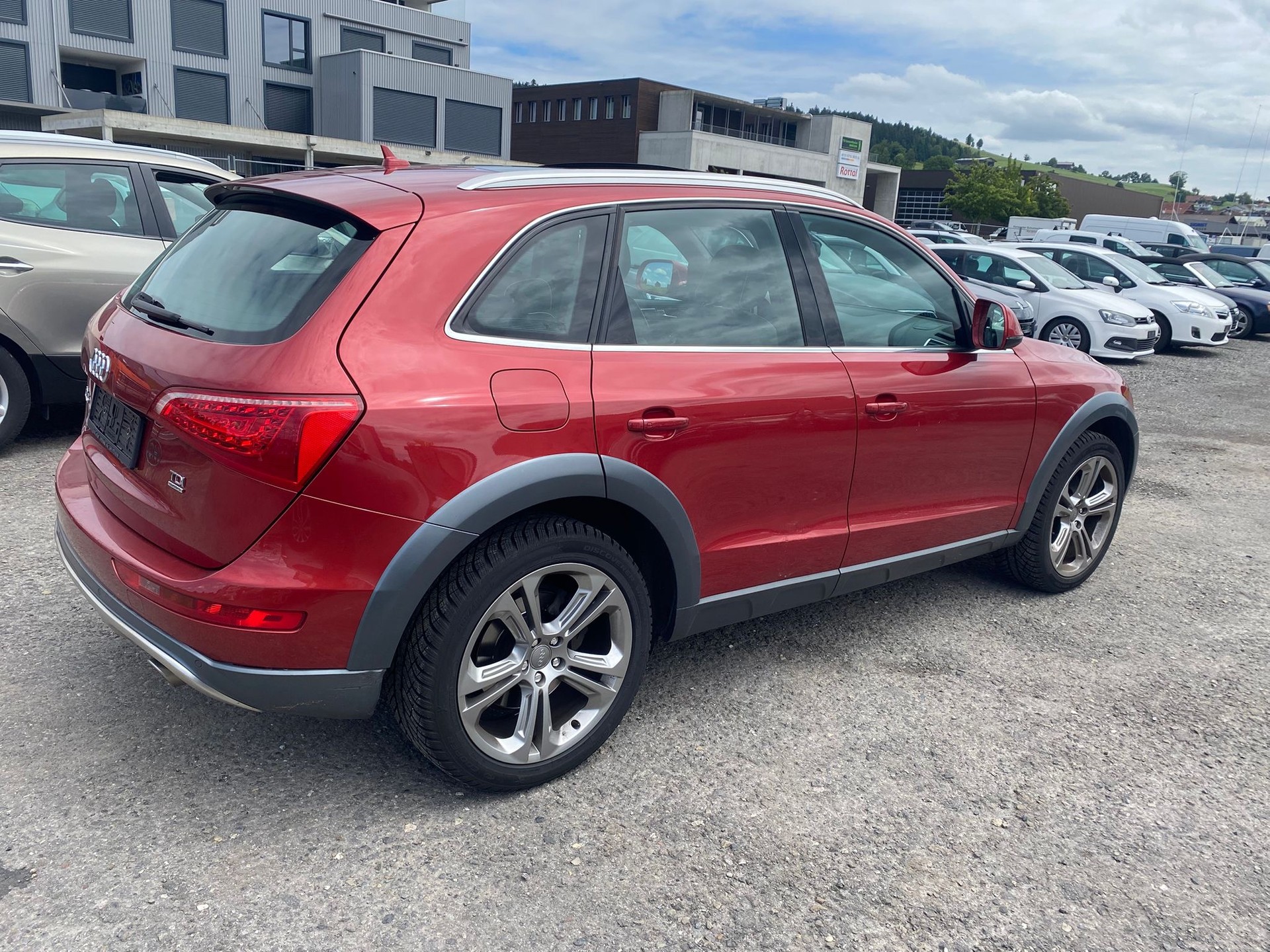 AUDI Q5 3.0 TDI quattro S-tronic-image-5