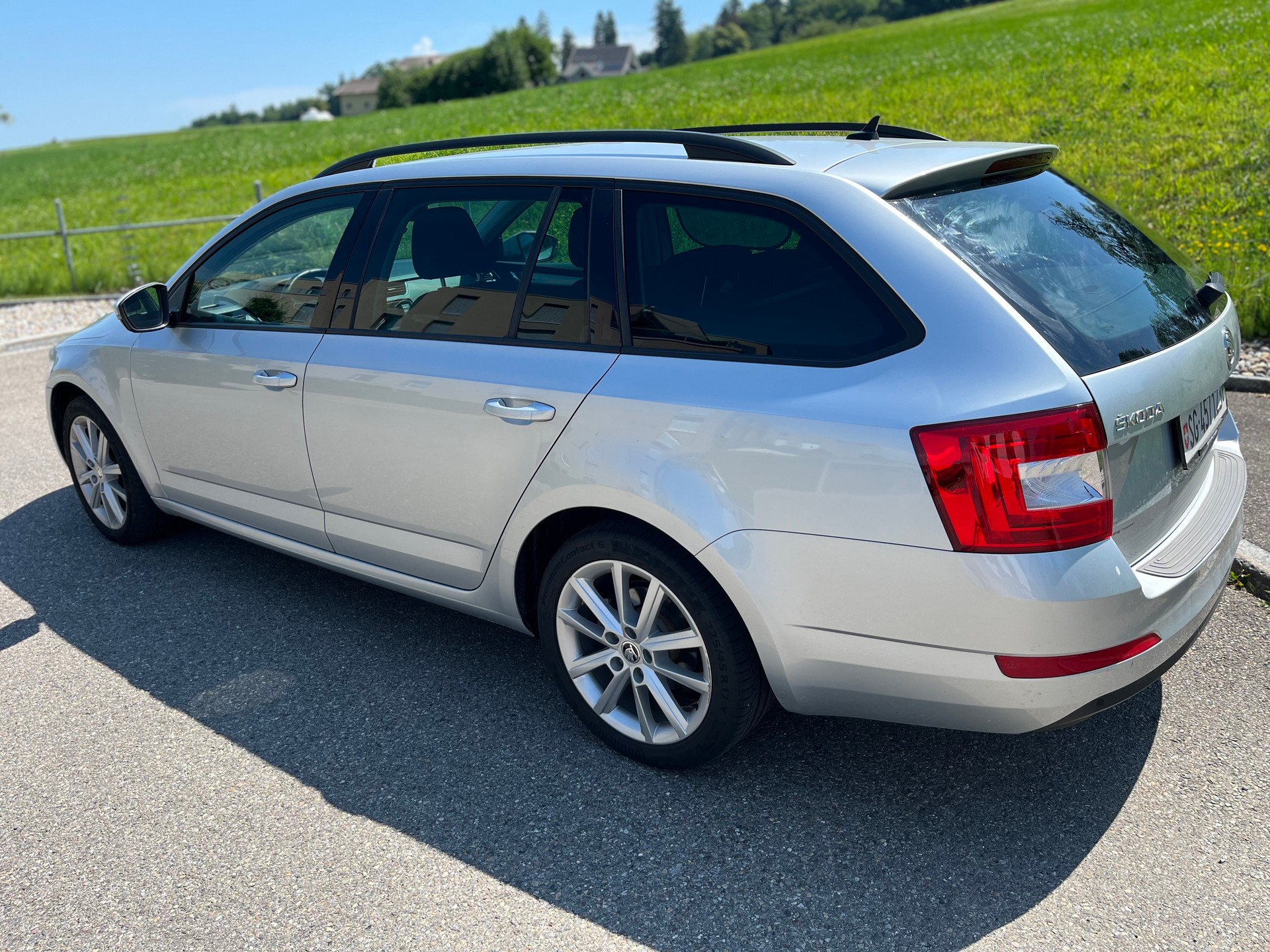 SKODA 2.0 TDI 184 Ambition 4x4 DSG-image-1