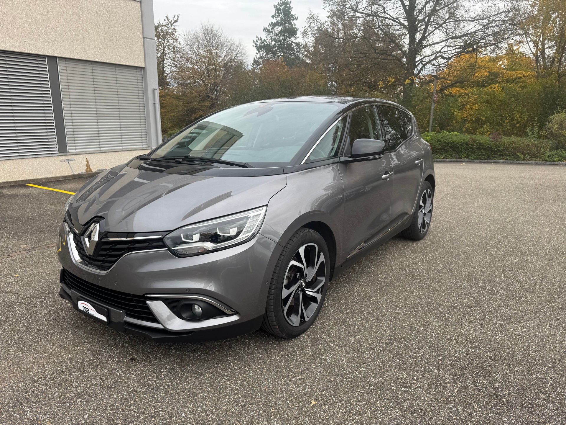 RENAULT Scénic 1.6 dCi Bose EDC-image-0
