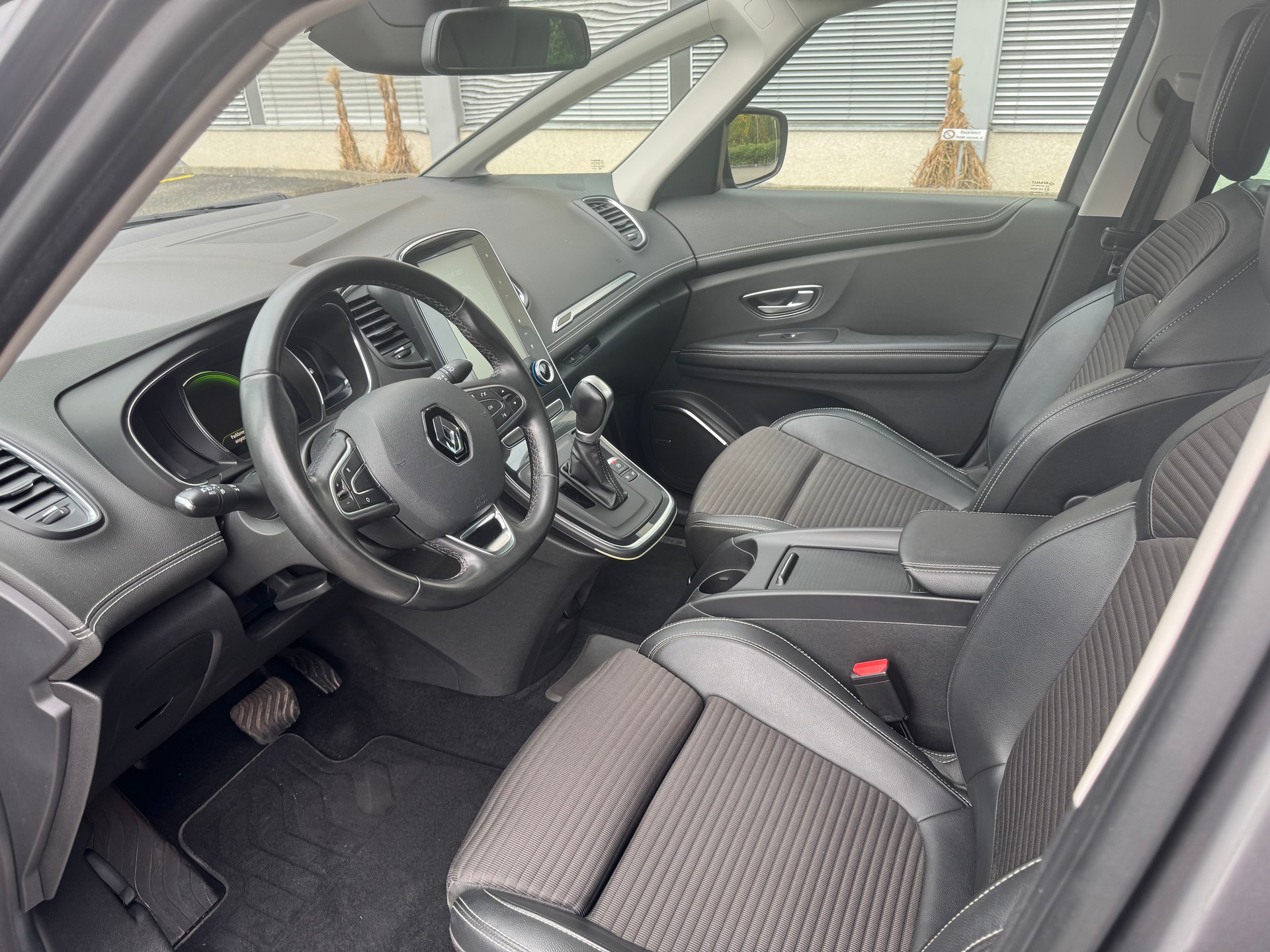 RENAULT Scénic 1.6 dCi Bose EDC-image-6