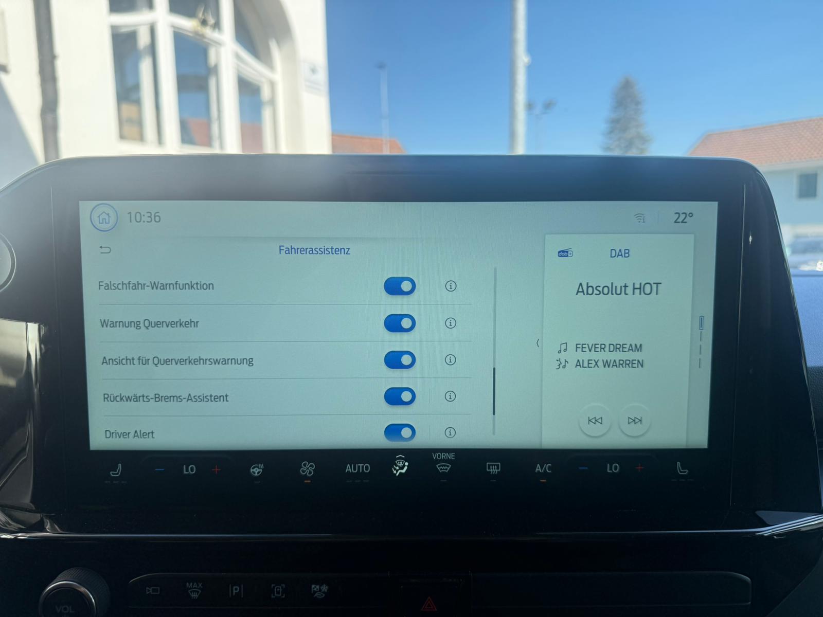 FORD Tourneo Bus 320 L1H1 TitaniumX Automat-image-17
