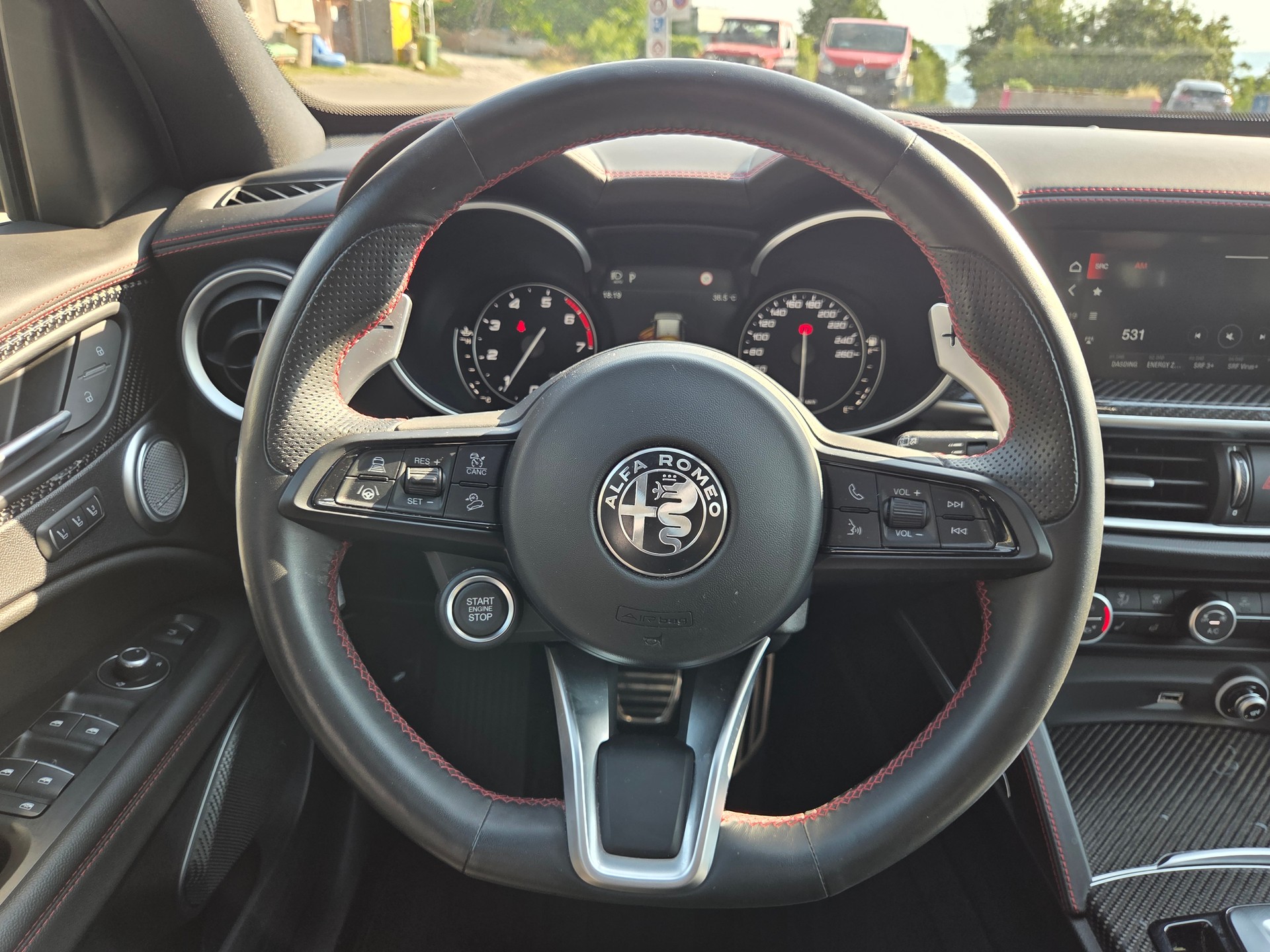 ALFA ROMEO Stelvio 2.0 Estrema Q4-image-11