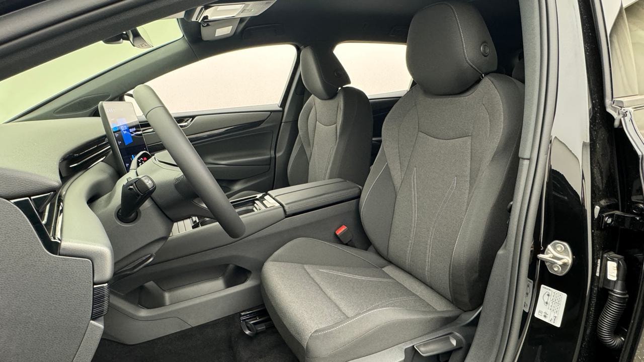 VW ID.7 Tourer Pro 77 kWh Pro-image-4
