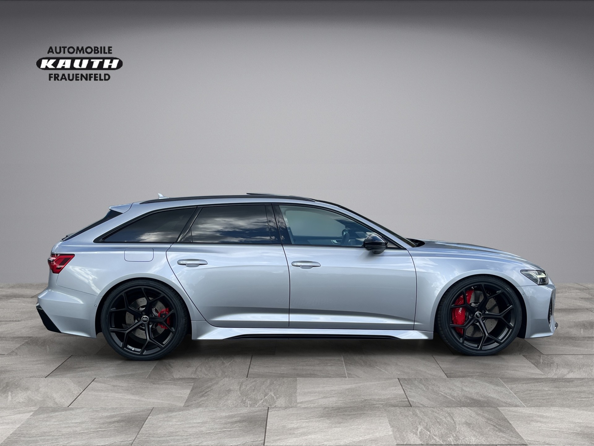 AUDI RS6 Avant 4.0 TFSI V8 Performance quattro*Panodach, B&O Adv (3D) Sound, AHK, KW Fahrwerk, (5-Jahre Garantie)-image-6