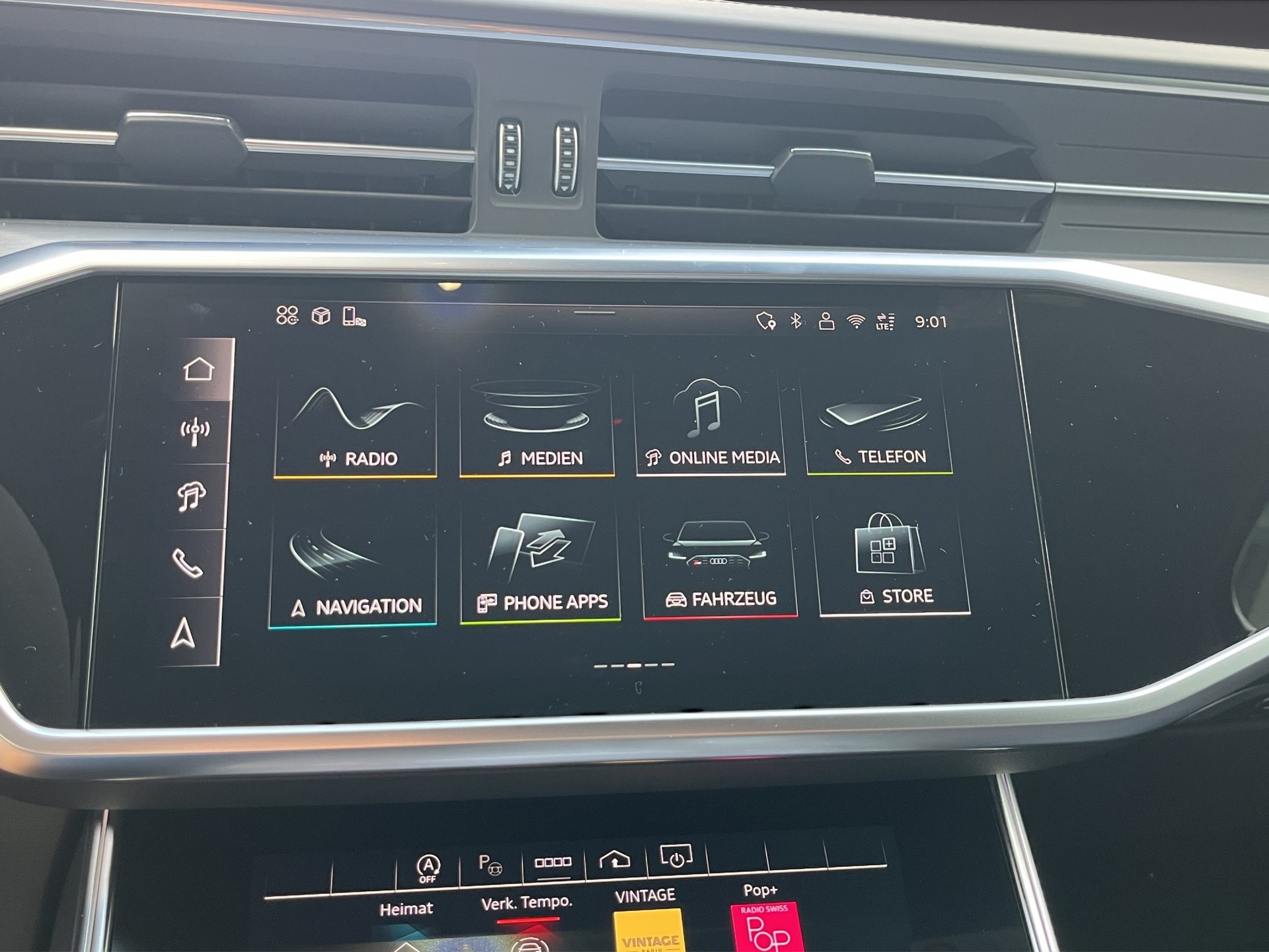 AUDI RS6 Avant 4.0 TFSI V8 Performance quattro*Panodach, B&O Adv (3D) Sound, AHK, KW Fahrwerk, (5-Jahre Garantie)-image-24