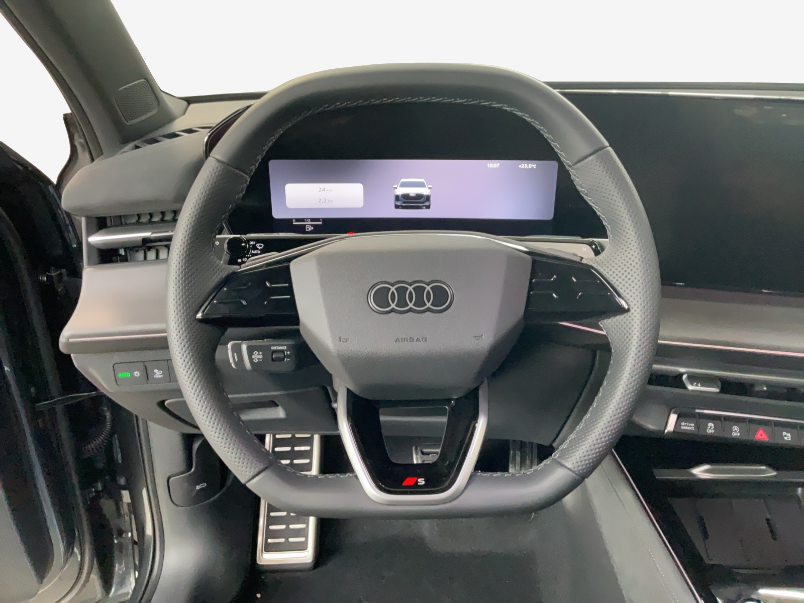 AUDI Q3 SUV 110 kW TFSI S tronic-image-9