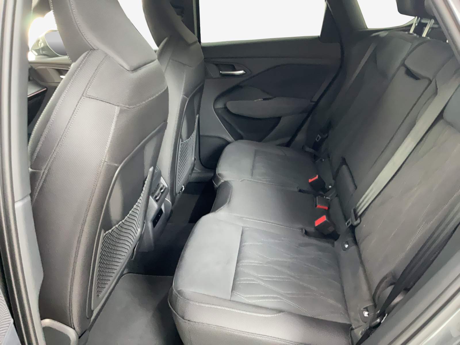 AUDI Q3 SUV 110 kW TFSI S tronic-image-11