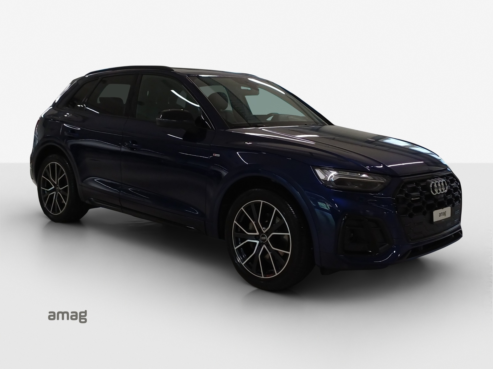 AUDI Q5 40 TDI Black Edition quattro S-tronic-image-5