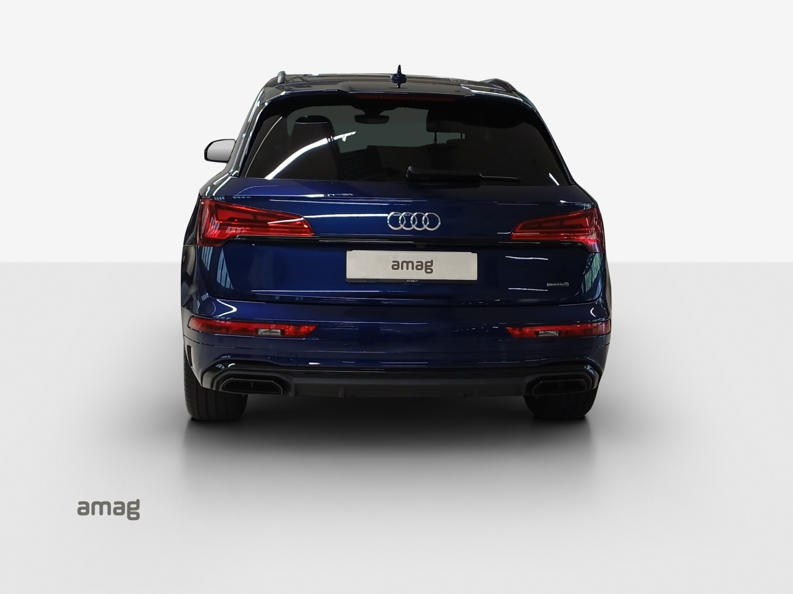AUDI Q5 40 TDI Black Edition quattro S-tronic-image-3