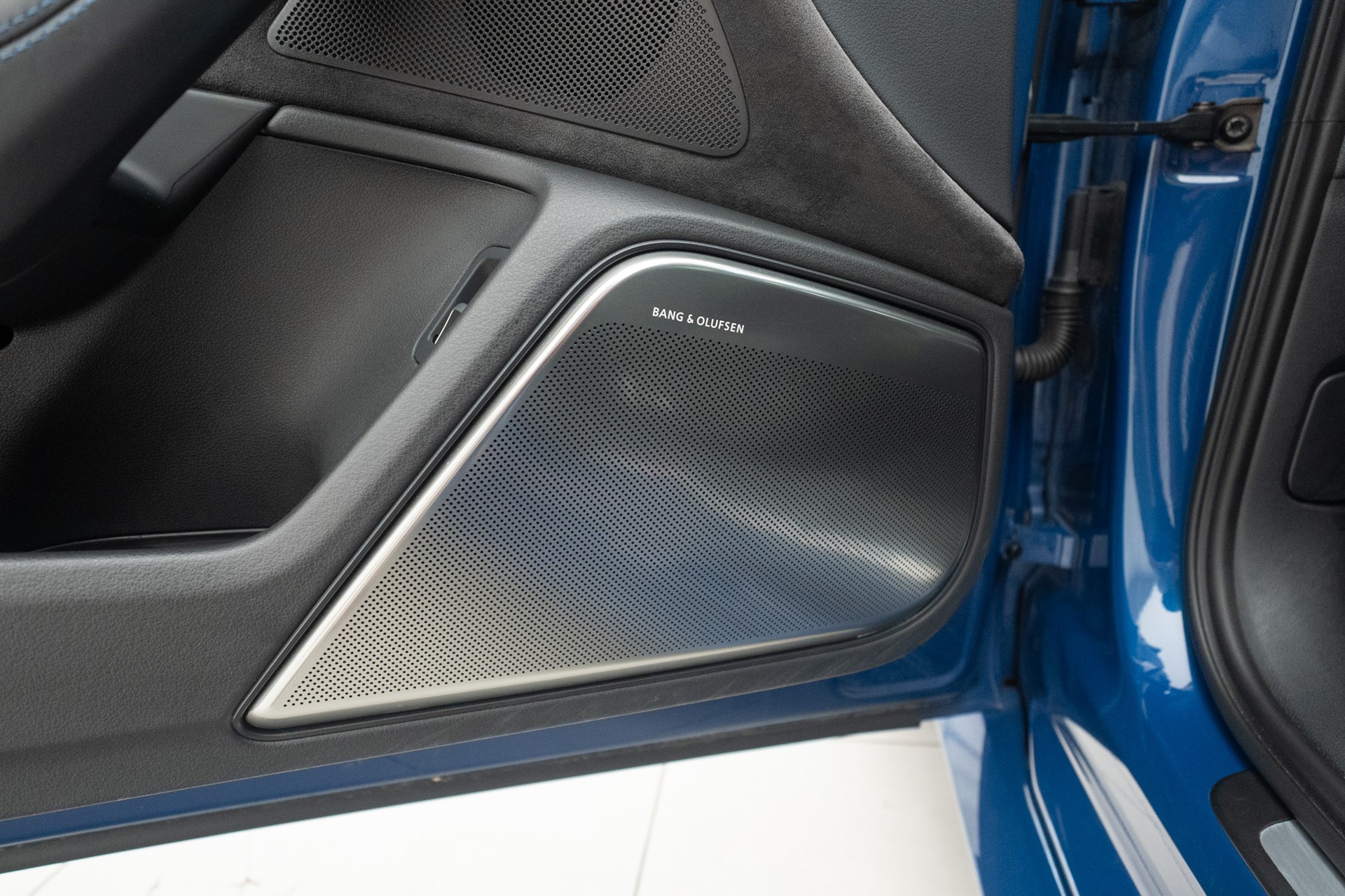 AUDI RS6 Avant 4.0 TFSI V8 performance quattro / Akrapovic-image-8