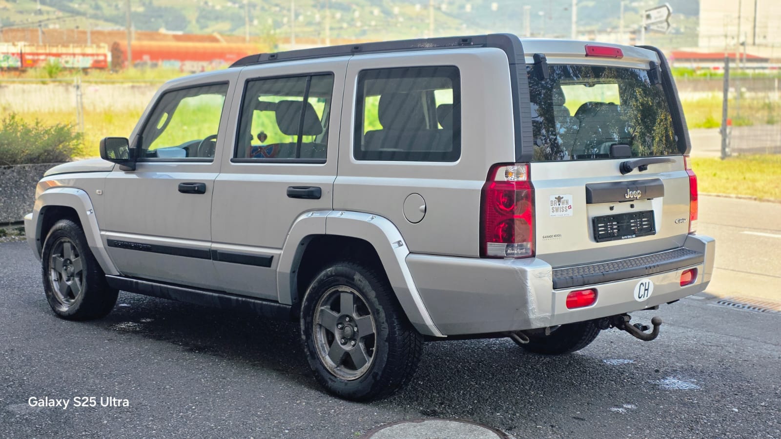 JEEP Commander 3.0 CRD Limited Automatic-image-3