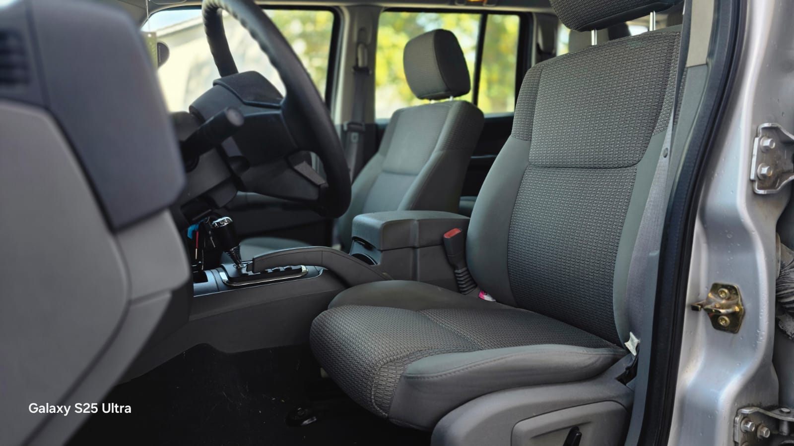 JEEP Commander 3.0 CRD Limited Automatic-image-11