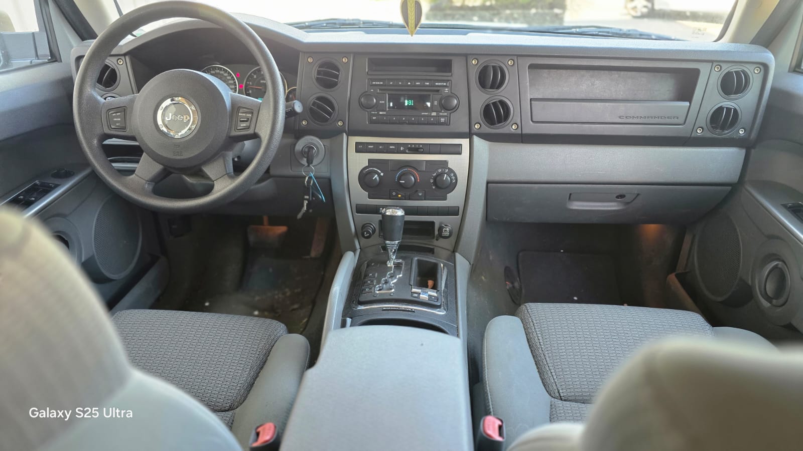 JEEP Commander 3.0 CRD Limited Automatic-image-14
