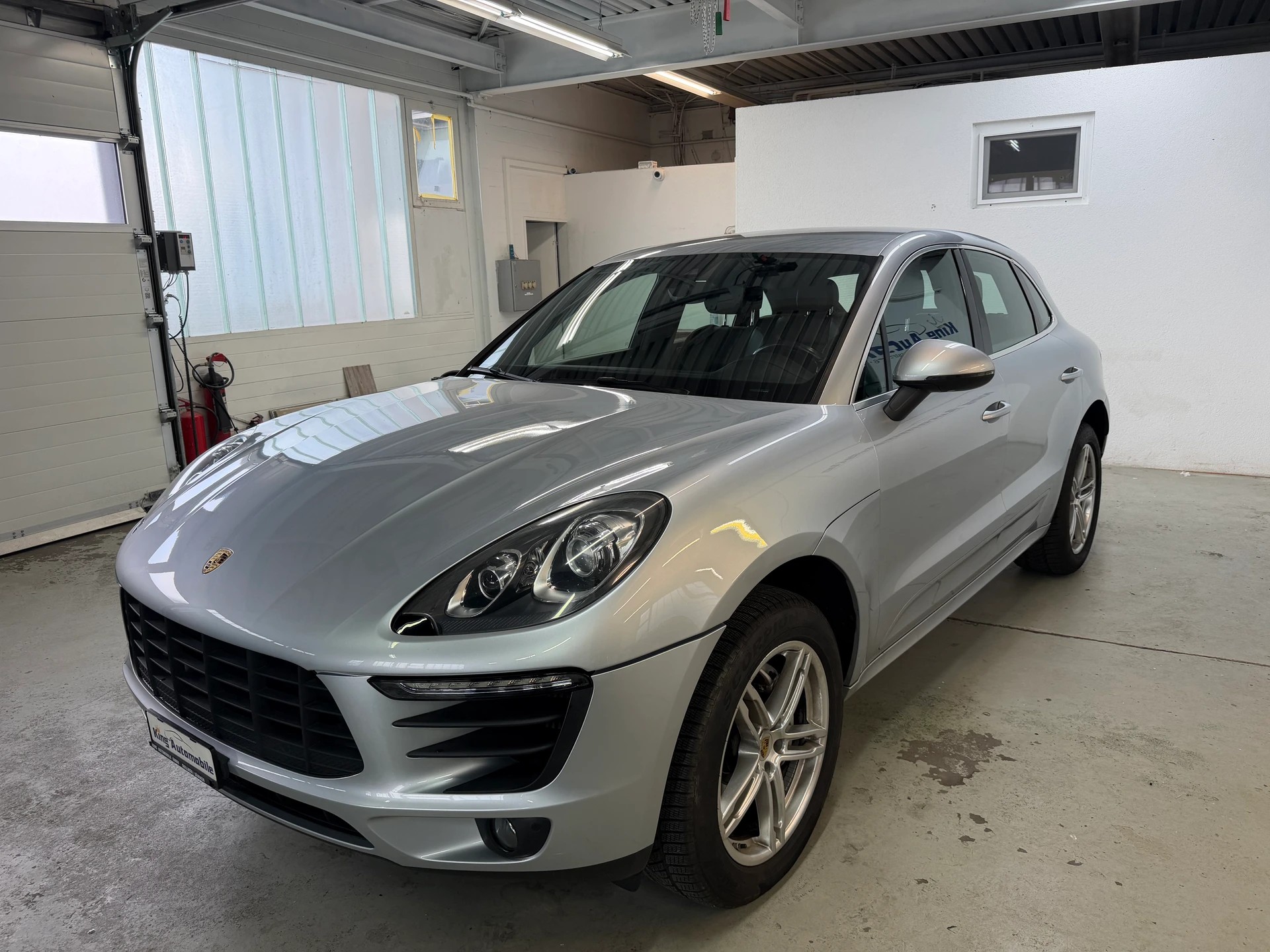 PORSCHE Macan S PDK | CH-Auto | Frisch MFK | AHK 2.3t. | DAB+ | RF-Kamera-image-1