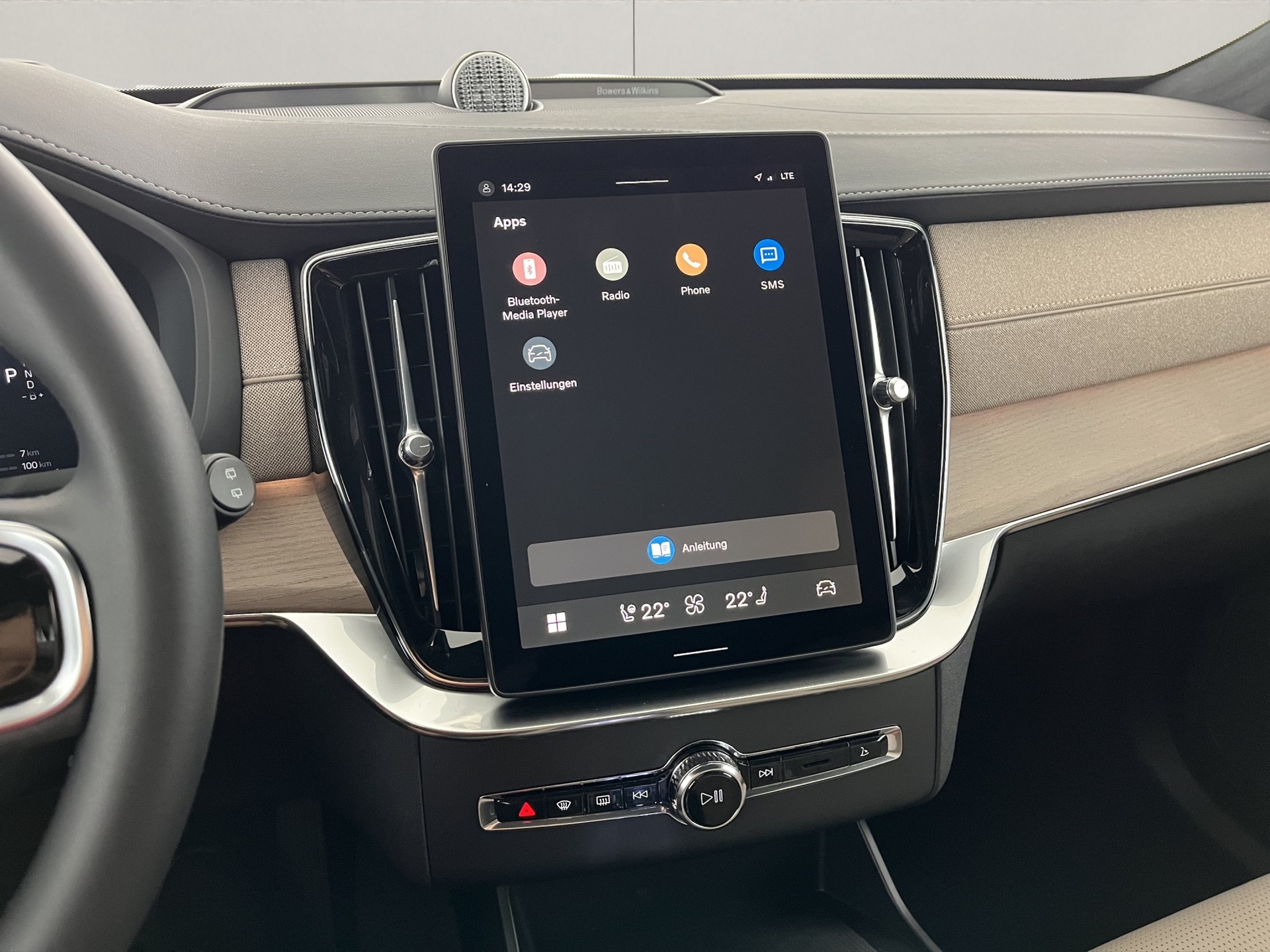 VOLVO XC90 2.0 T8 TE Ultra Bright eAWD-image-13