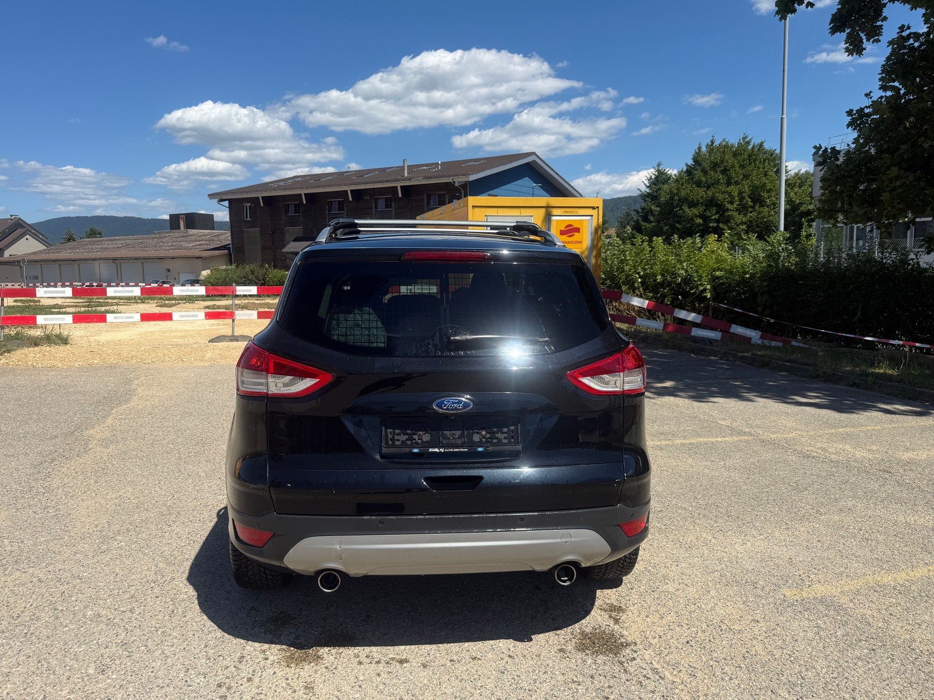 FORD Kuga 2.0 TDCi Titanium S 4WD PowerShift-image-2