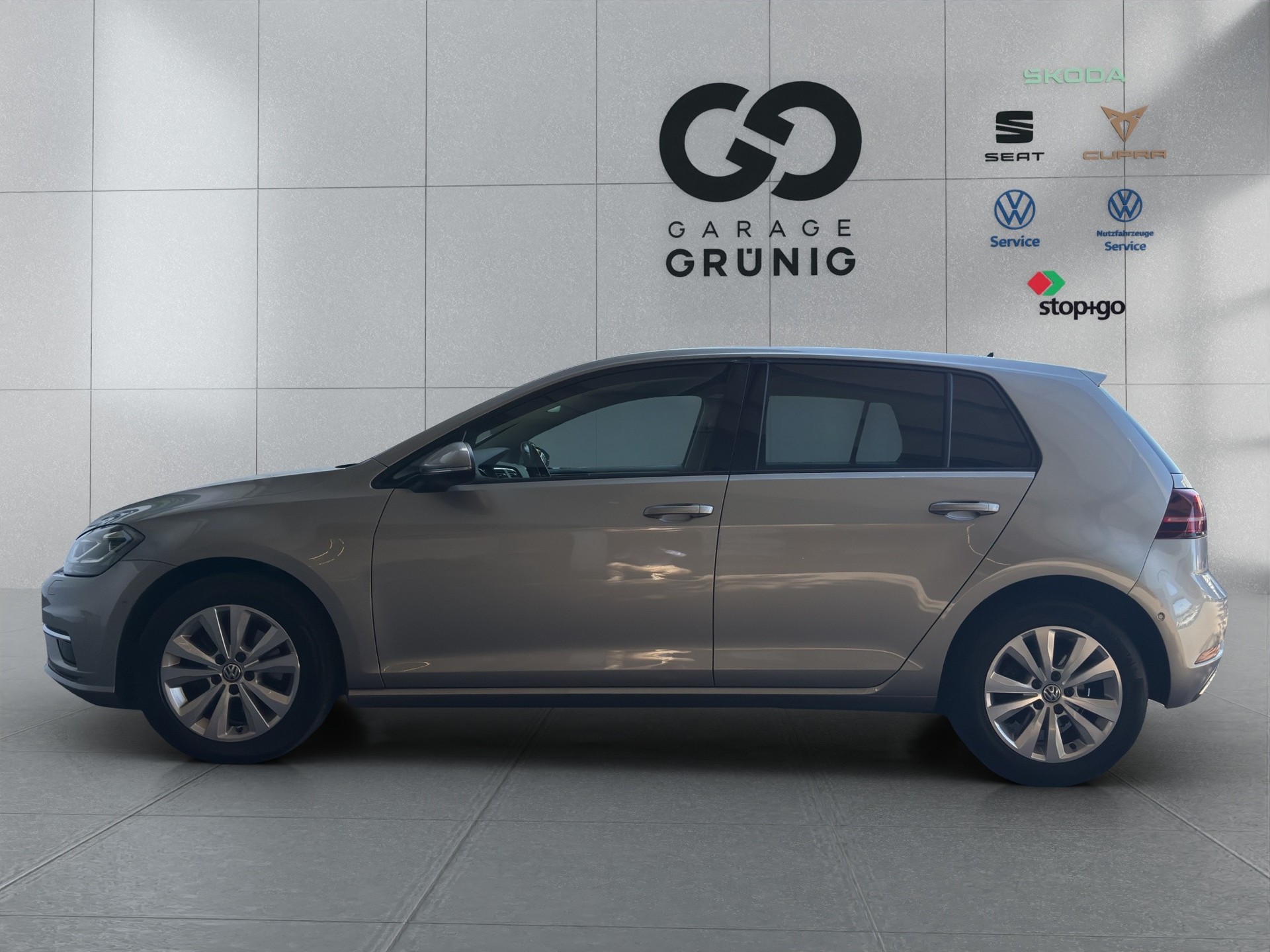 VW Golf 1.4 TSI Comfortline DSG-image-1