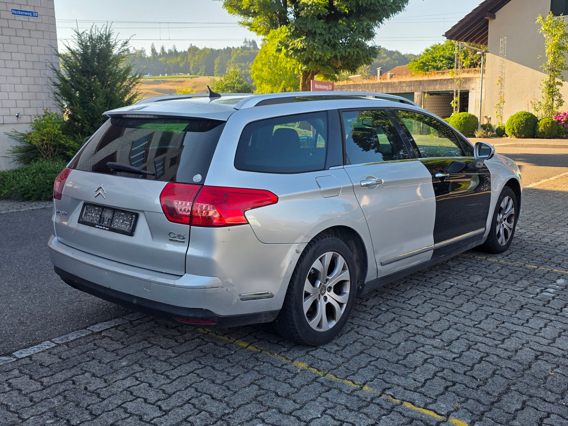 CITROEN C5 Tourer 2.0 HDi Exclusive Automatic-image-3