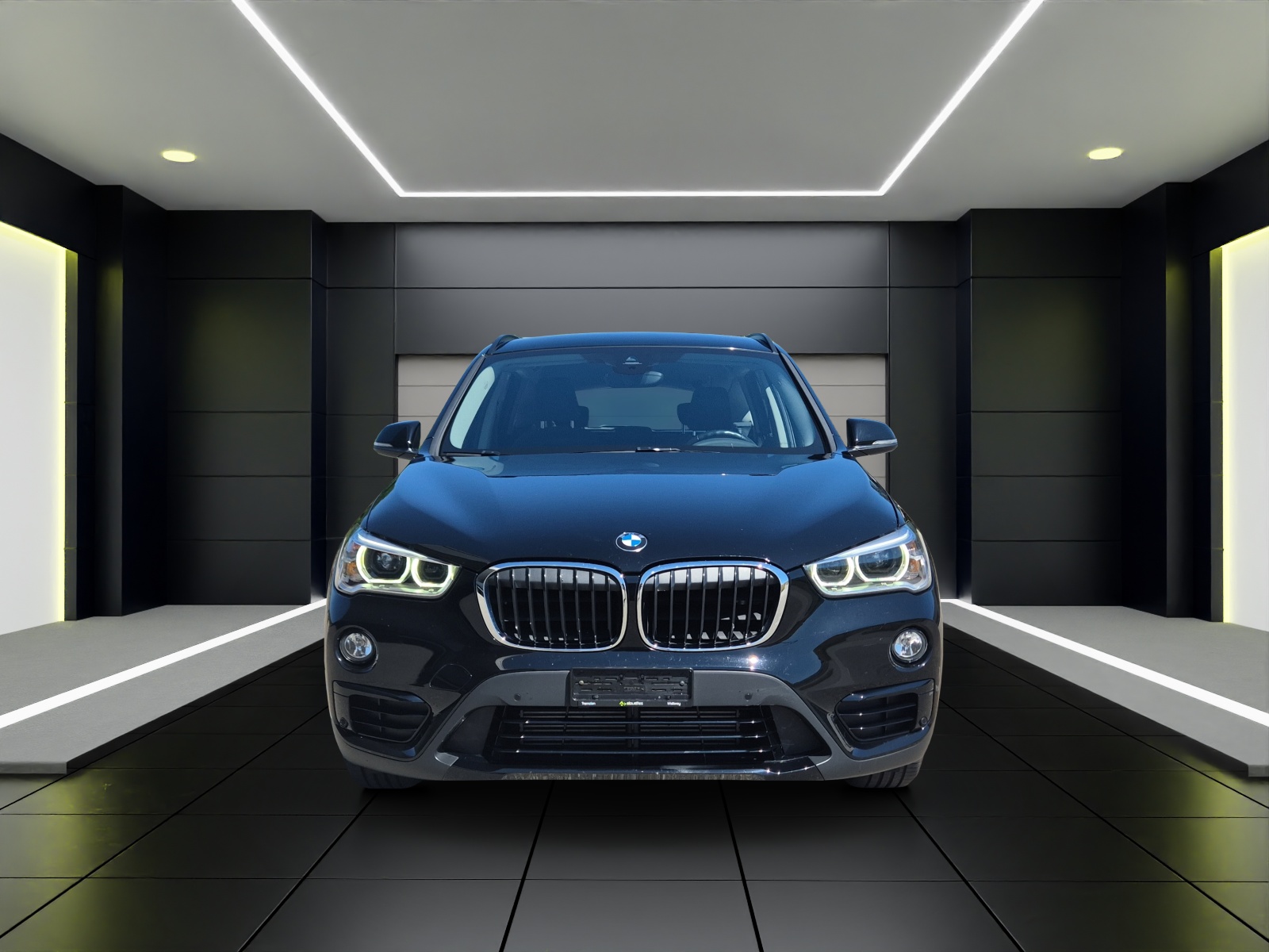 BMW X1 xDrive 18d Steptronic-showroom-element-3