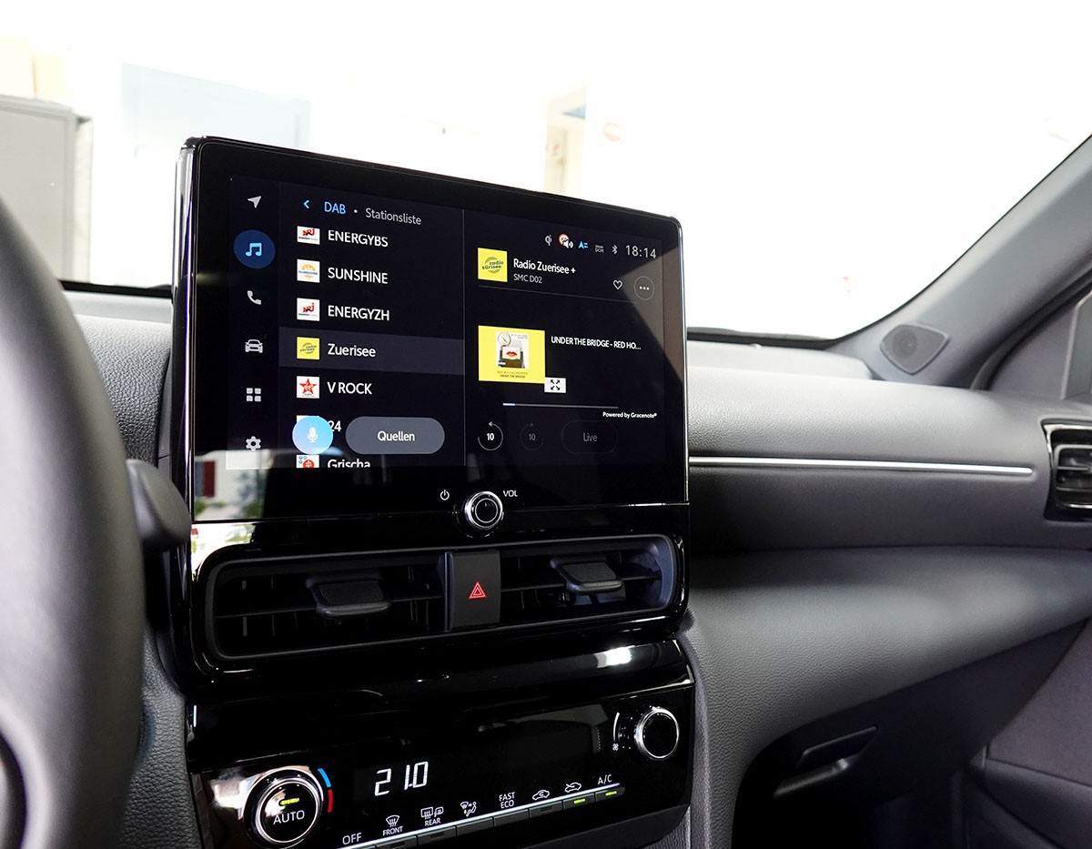 TOYOTA Yaris Cross 1.5 Trend e-CVT 130PS-image-10