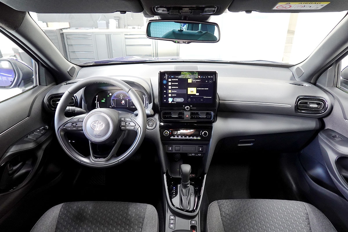 TOYOTA Yaris Cross 1.5 Trend e-CVT 130PS-image-8