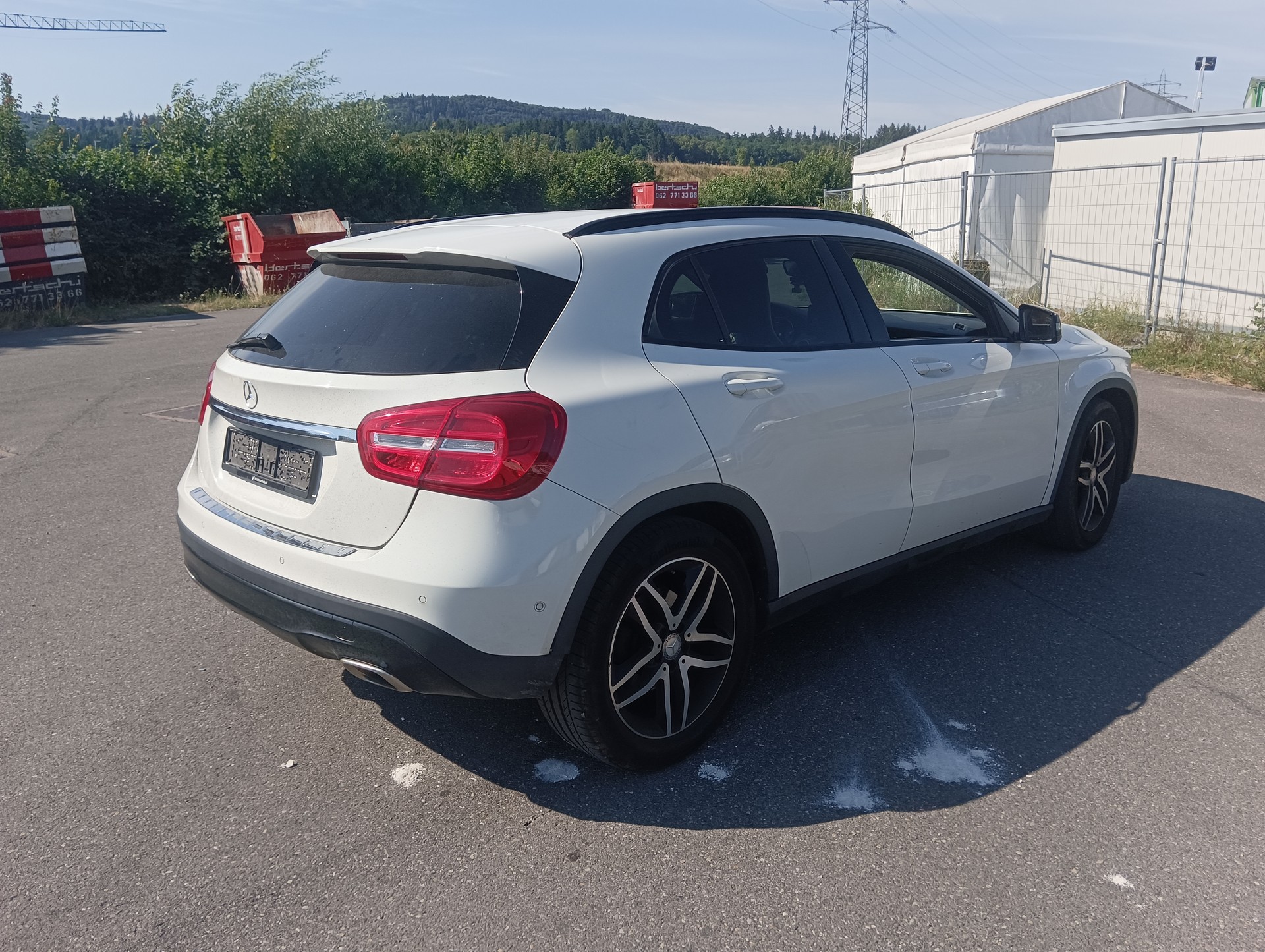 MERCEDES-BENZ GLA 200 CDI Swiss Star Edition 4Matic 7G-DCT-image-2